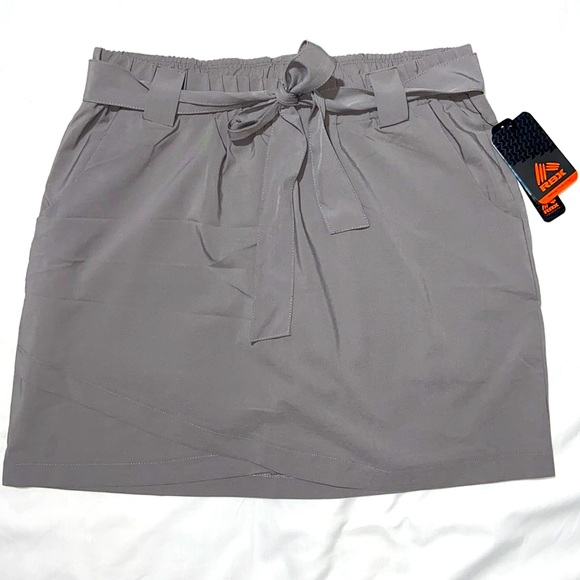 RBX Active Skirt/Skort NWT Size Medium Gray - Picture 1 of 9